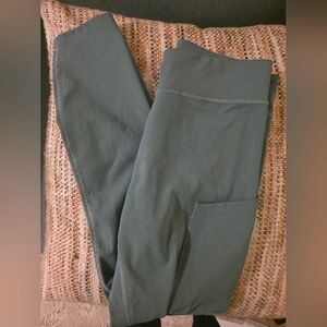Lululemon LAB Luxtreme HR Training Tight 25" In Tidewater Teal- Size 8